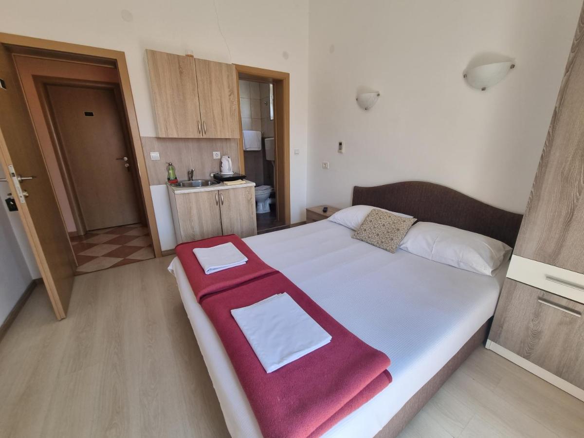 Guest House Damjana 부드바 객실 사진