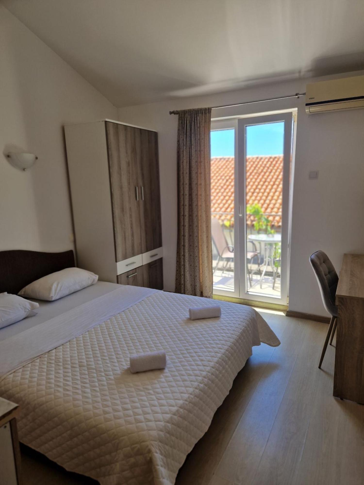 Guest House Damjana 부드바 외부 사진