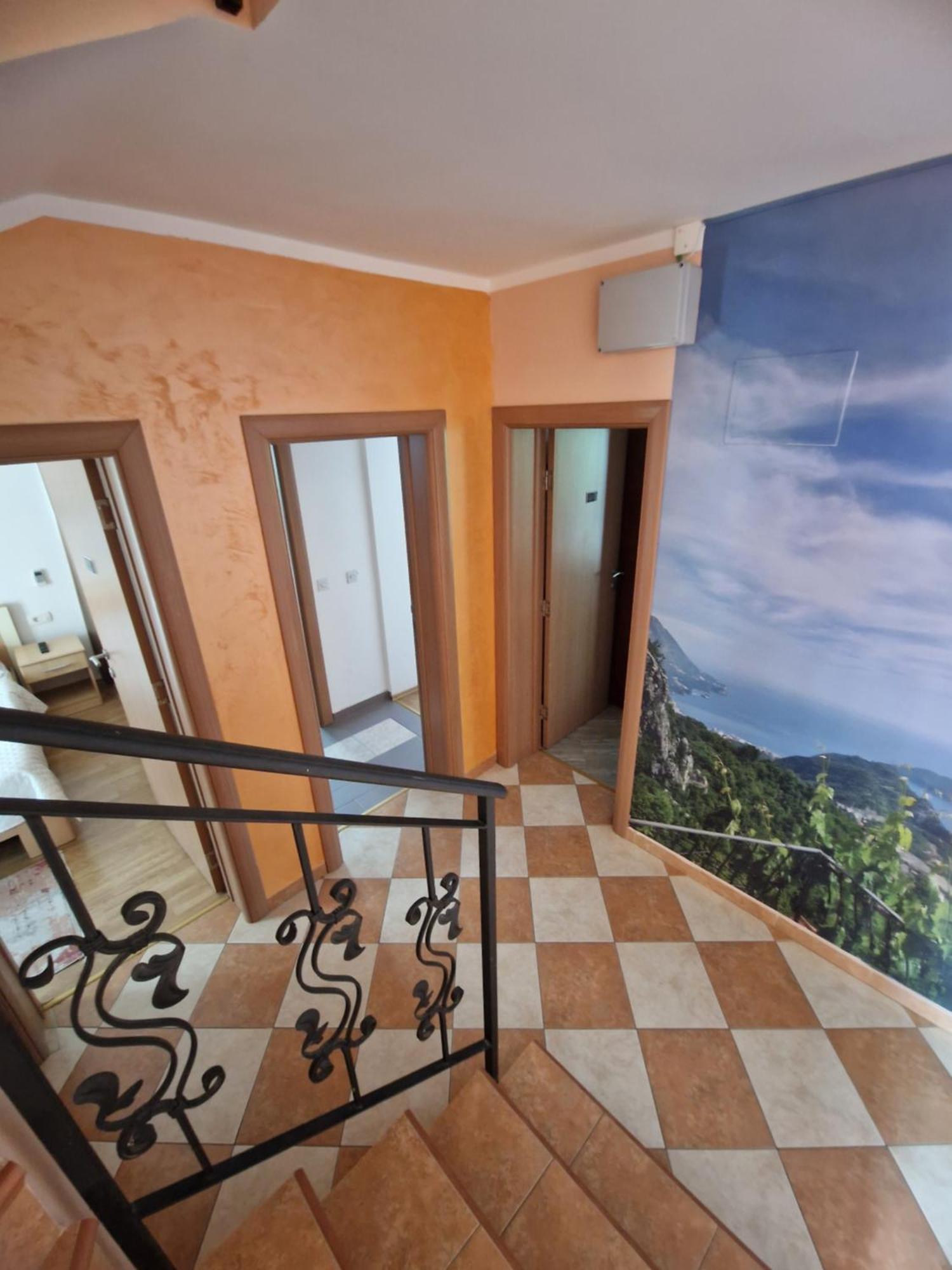 Guest House Damjana 부드바 외부 사진