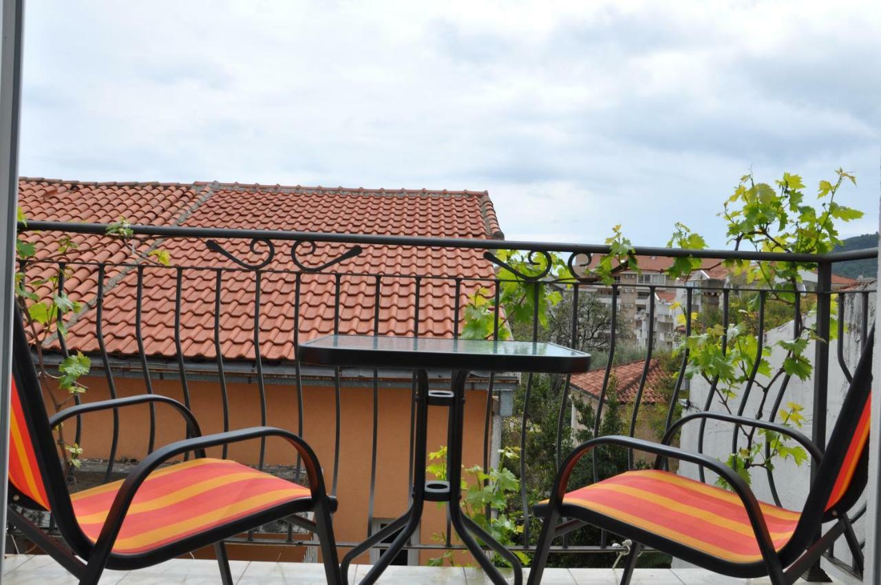 Guest House Damjana 부드바 외부 사진